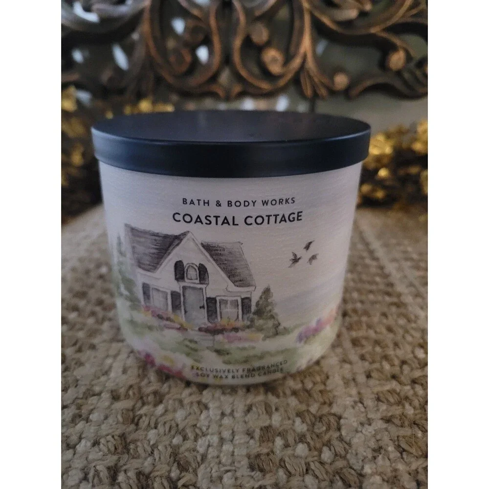 Coastal Cottage - Bath and Body Works 3-wick Candle
